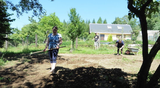 Vorbereitung für die Herbsteinsaat Foto: Andre Bleschke